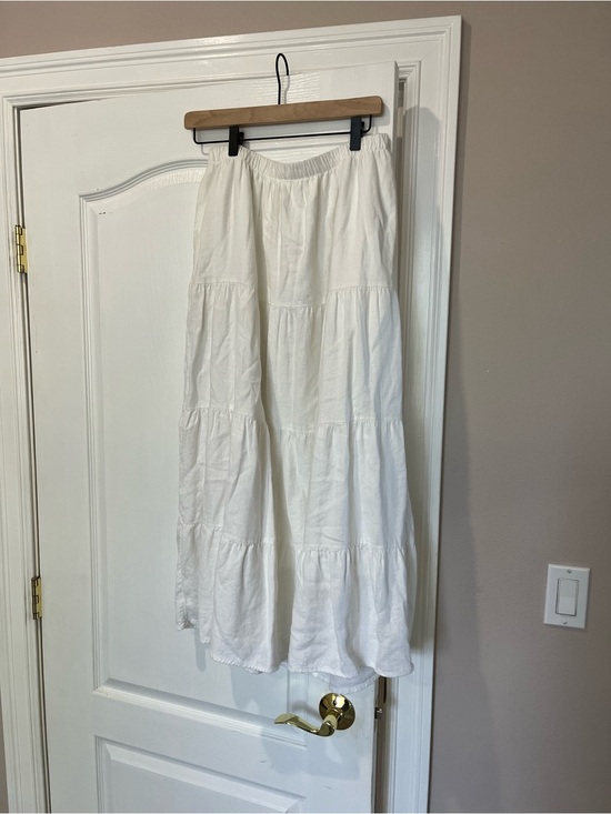 Hollister Dresses & Skirts - White Tiered Linen Hollister Maxi Skirt